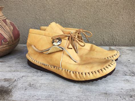 Vintage Taos Moccasin Womens Size 75 To 8 Leather Hard Soled Ankle