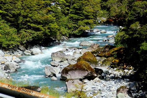 Arroyo De Deshielo En Los Alpes Neozelandeses Flickr