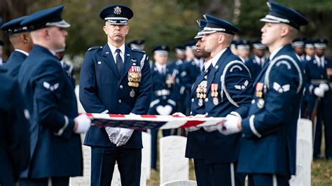 Apollo 11 astronaut Michael Collins laid to rest at Arlington | Space