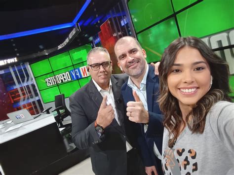 NPY Oficial on Twitter Al aire NPYDeportes Nicole González