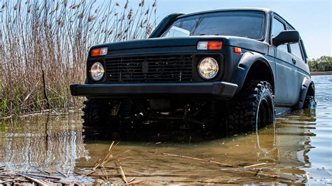 Zubr Concept Offroad Umbauten Für Den Lada Niva Auto Motor Und Sport