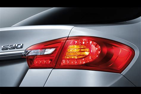 Brilliance H530 - цена, характеристики и фото, описание модели авто