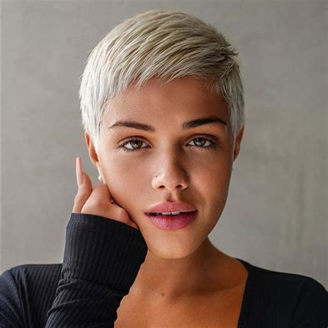 The Latest Trend Stylish Short Haircuts For A Fresh Look Innstyled