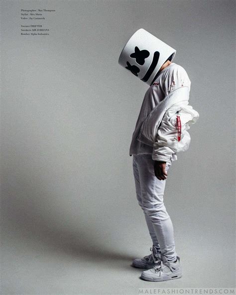 Marshmello Viste Looks Urbanos En Clave Oversize Para NUDE Magazine