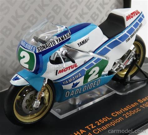 IXO MODELS CLB005 Masstab 1 43 YAMAHA TZ250L MOTUL N 2 250cc