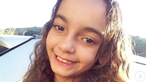 Menina De Anos Achada Morta Foi Estuprada E Queimada Por Assassino