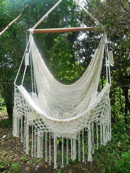 21 DIY Macrame Hammock Patterns and Pre-made Hammocks