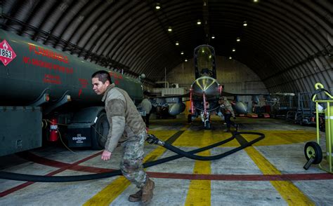 Pol Fueling The Fight Defense Logistics Agency News Article View