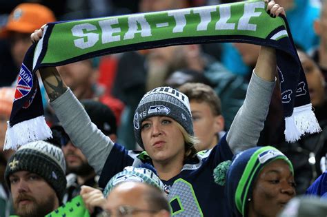 Field Gulls Fanpulse Seahawks Fan Confidence Cracks Top 10 In Latest