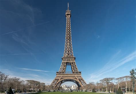 Is Paris in France or Italy?