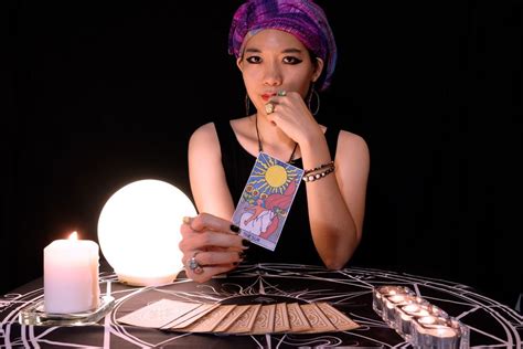 Difference Between Psychic And Medium Trusted Psychics Uk