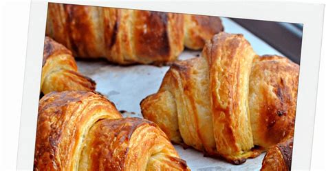 Croissants Au Beurre Maison Les Pieds Sous La Table