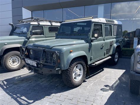 Land Rover DEFENDER CLASSIC 2 5L 110 TD5 Station Wagon TEMPUS