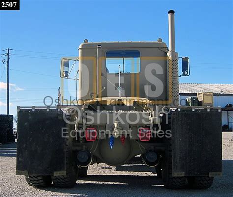 M915 14 Ton Military Tractor Truck (TR-500-56) - Oshkosh Equipment