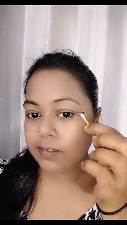 Viral Eyeliner Hack🤯🤯 Viral Trending Shortvideo Shorts Comment Makeup Hack Subscribe 😊