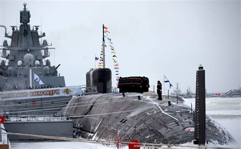 Putin Unveils 2 New Nuclear Submarines The Moscow Times