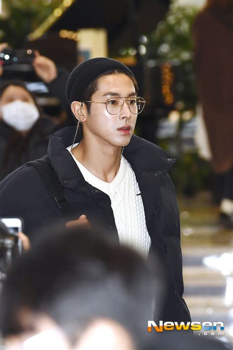 동방신기 유노윤호 ‘멀리서부터 느껴지는 이끌림 포토엔hd 손에 잡히는 뉴스 눈에 보이는 뉴스 뉴스엔