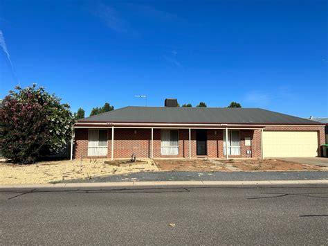 2 Leicester Street Mildura VIC 3500 House For Rent Domain