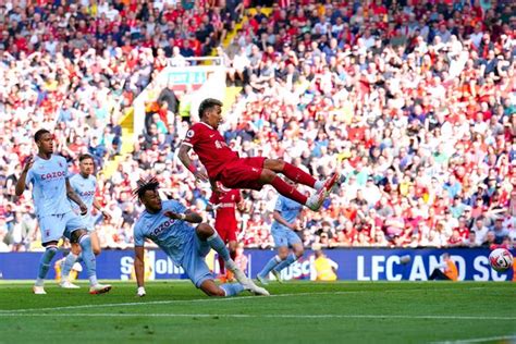 Roberto Firmino Breaks Down In Tears After Crucial Late Goal In Last