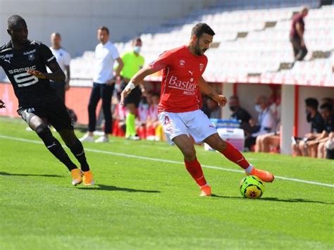 Ligue 1 Nîmes très diminué défensivement pour recevoir l OM France