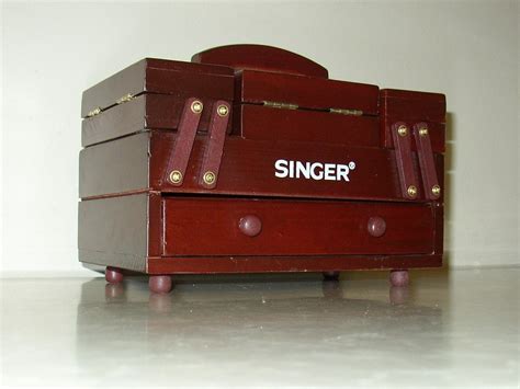 Vintage Singer Sewing Box