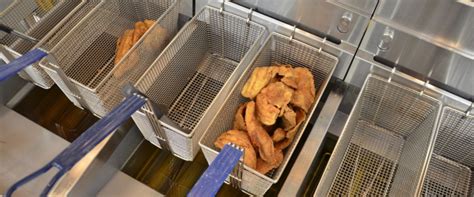 How To Clean A Deep Fryer The Easy Steps You Need To Follow Re