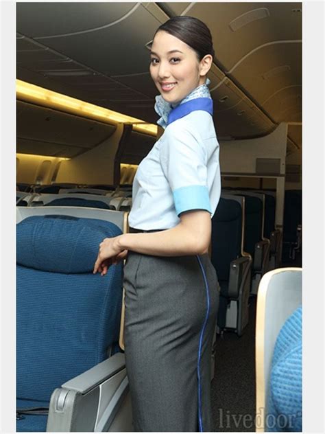 ボード「cabin Attendantsairplane」のピン