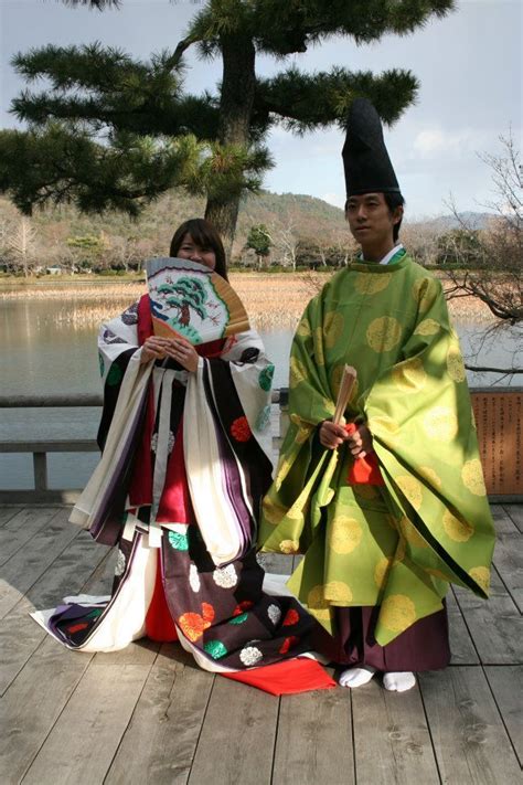 A Man And Woman Dressed In Heian Robes Heian Era Womens Dresses Women