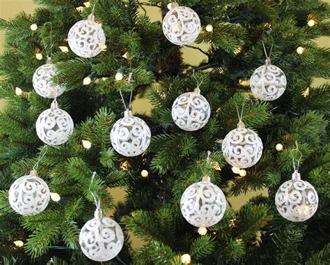 Sleetly White Christmas Baubles For Christmas Tree Decorations