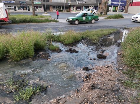 Fuga de aguas negras provoca foco de infección en la avenida Ruiz