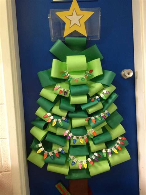 Pin By Maria Jesus On A Natal Secreto Christmas Classroom Door