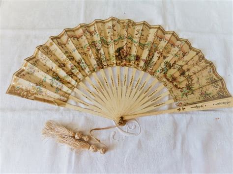 Silk Bone Fan Romantic Silk And Bone Circa 1800 Catawiki