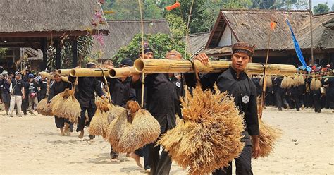 Suku Budaya Khas Daerah Jawa Homecare24