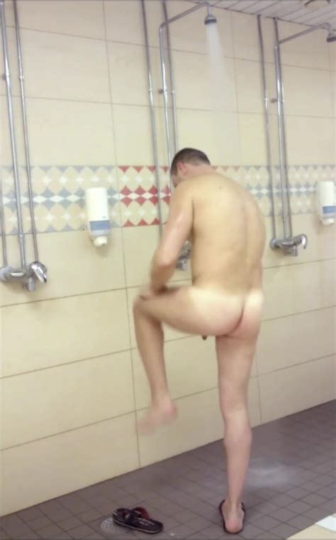 Hot Man Lockerroom ThisVid