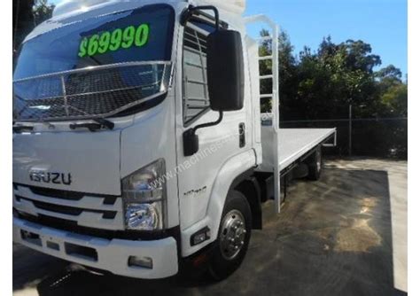 Buy Used 2016 Isuzu Frr 107 210 Tray Truck In Listed On Machines4u