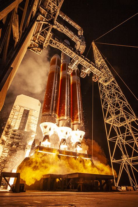 Liftoff Delta Iv Heavy Nrol A United Launch Alliance Flickr