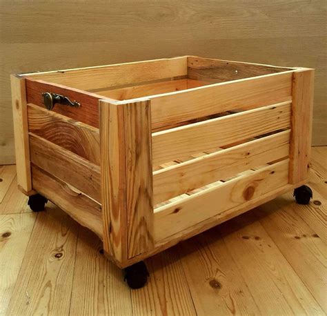 Vinyl Storage Recycled Pallets Wood Pallet Projects Wooden Pallets