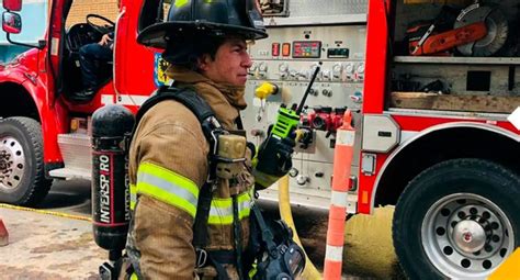 Incendio en Chapinero Bogotá bomberos atienden emergencia en el