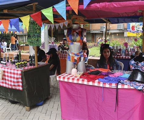 Feria de Emprendimiento apoyó proyectos sociales y de multiculturalidad