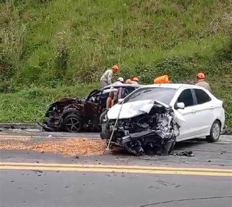 Acidente Entre Carros Deixa Dois Feridos Na Rio Santos Em Angra Dos