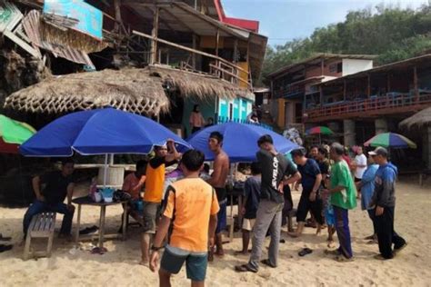 Dua Wisatawan Asal Depok Selamat Dari Ombak Pantai Gunungkidul