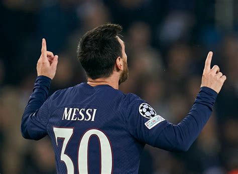 Ucl Messi Reignites Magic As Psg Win Big
