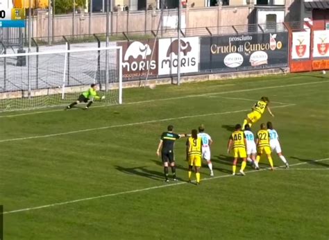 Calcio Femminile Serie B La Freedom Sul Campo Del Ravenna A Caccia Di