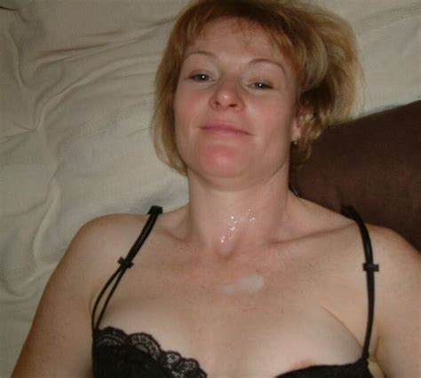 Amateur Blonde Milf Glasses Image013 Porn Pic