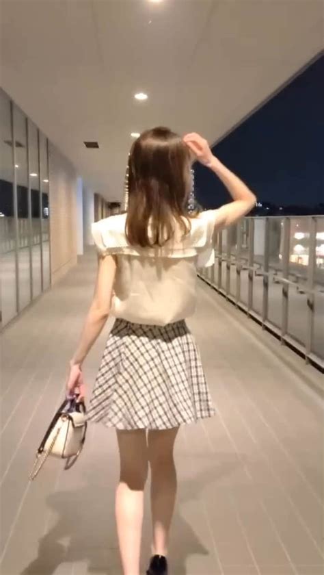 Ikumiさんのインスタグラム動画 Ikumiinstagram 「💛 お腹すいてへとへとなので パワーとエネルギーください ️