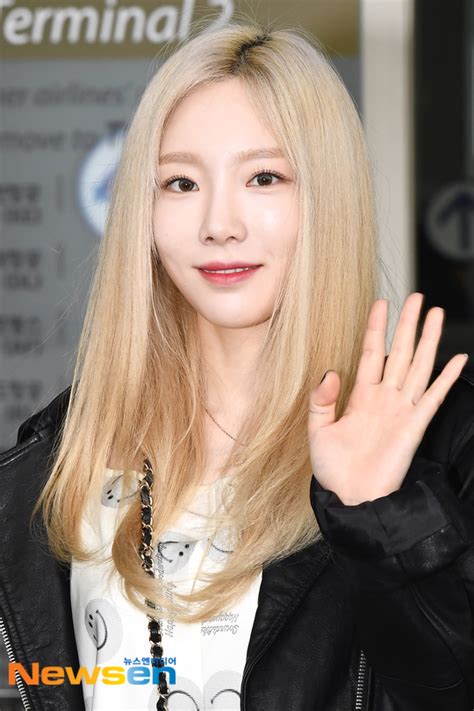 태연 ‘그대라는 시 8개 음원차트 1위 올킬 역시 Ost퀸 차트오피스 손에 잡히는 뉴스 눈에 보이는 뉴스 뉴스엔