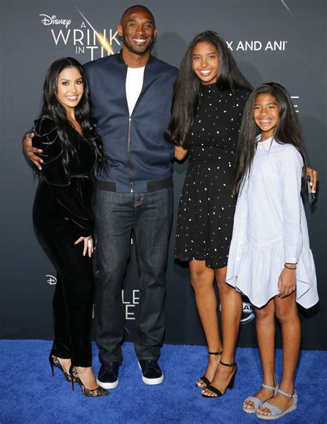 Vanessa Bryant, Daughters Pose in Front of Kobe Bryant, Gianna Mural