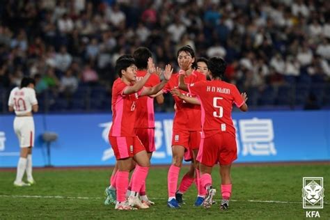 한국 여자축구 아시안게임 8강행 남북대결 성사 오마이스타