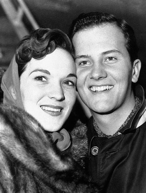 Shirley Boone Wife Of Pat Boone And Philanthropist Dies Ap News