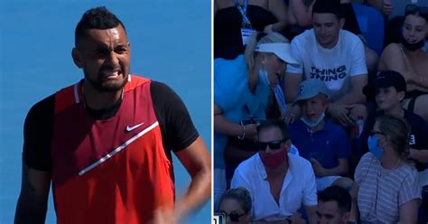 Kyrgios Explot Remat Un Pelotazo Contra La Tribuna Y Le Peg A Un